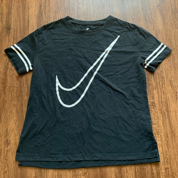 Women’s Nike Logo Tee T-Shirt Black Size Medium - Picture 1 of 9